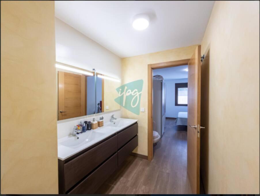 Beach Side Apartment -เอสเตโปนา ภายนอก รูปภาพ