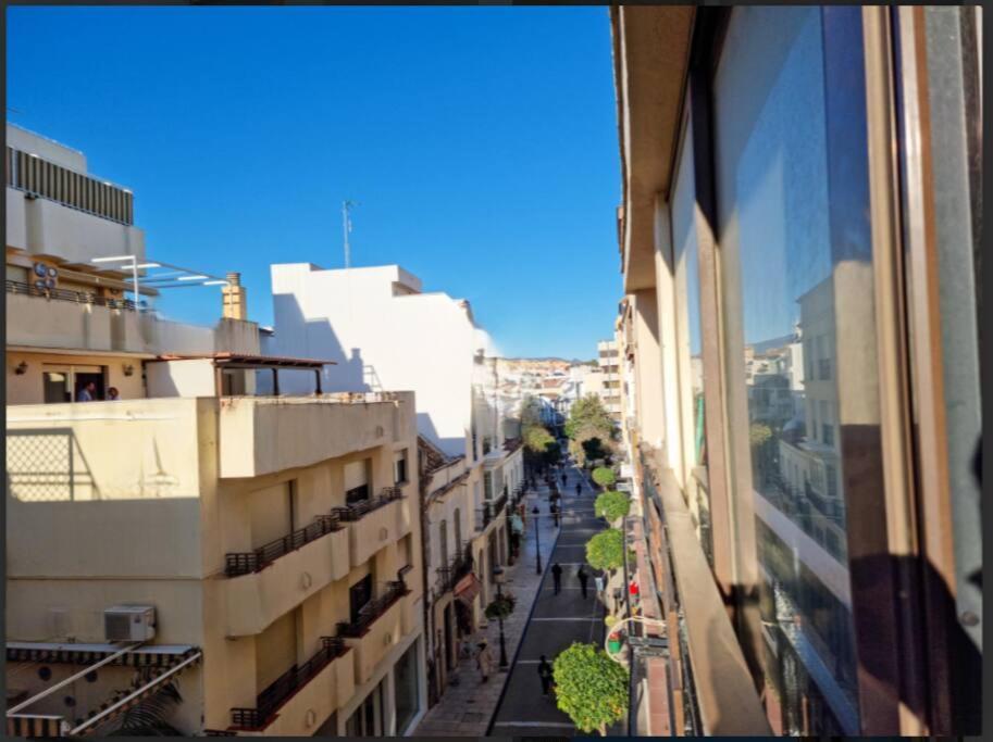 Beach Side Apartment -เอสเตโปนา ภายนอก รูปภาพ